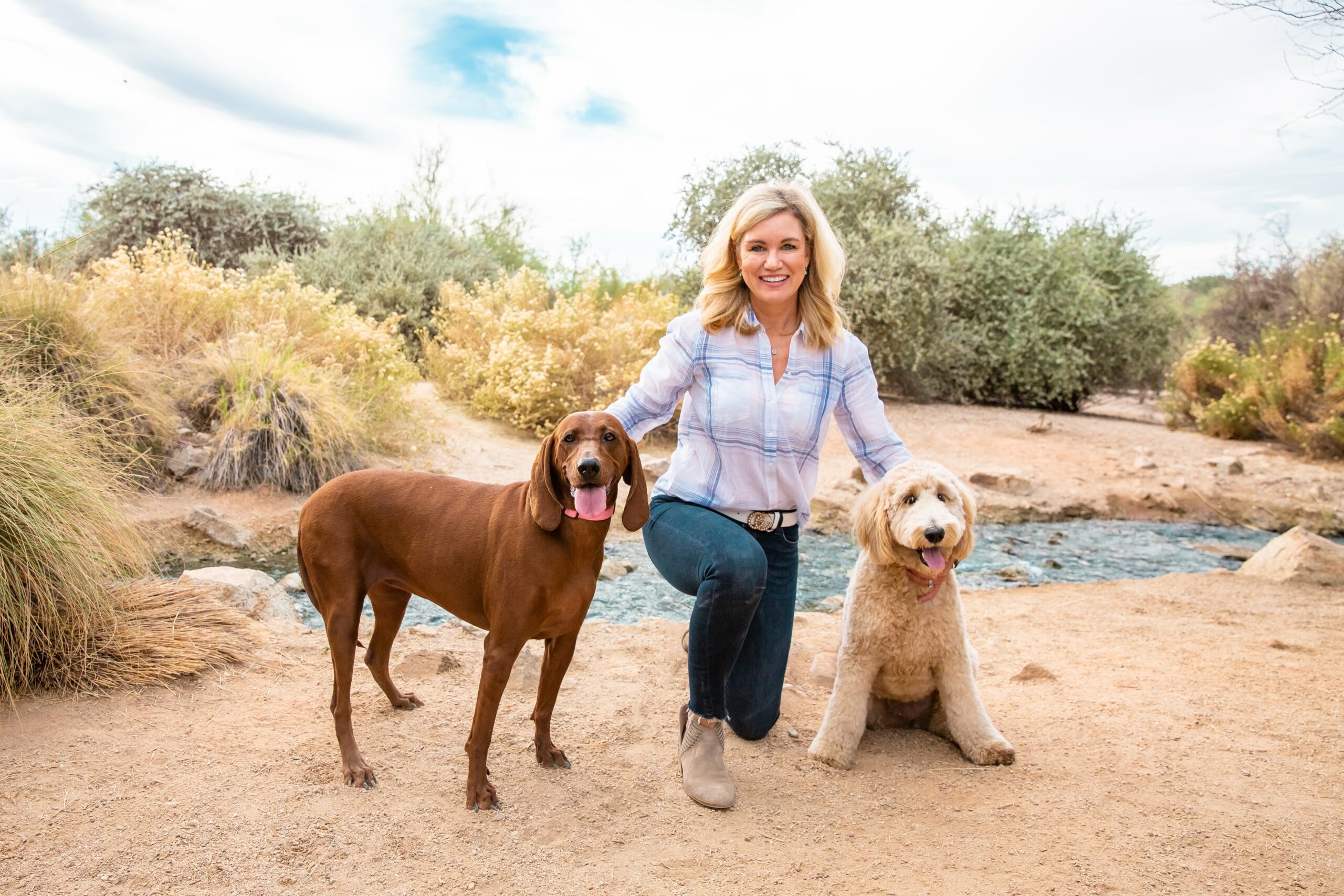 Suzanne Nissen with dogs